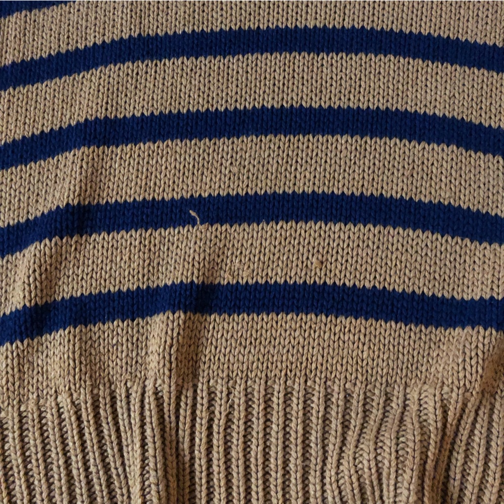 Francescas Sweater - Picture 2 of 4